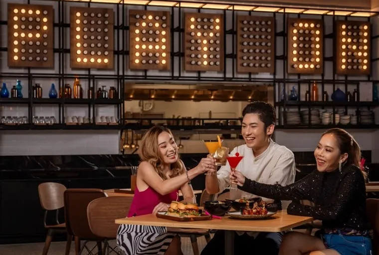 Moxy Bangkok Ratchaprasong Unveils New Website with Dining Promotions